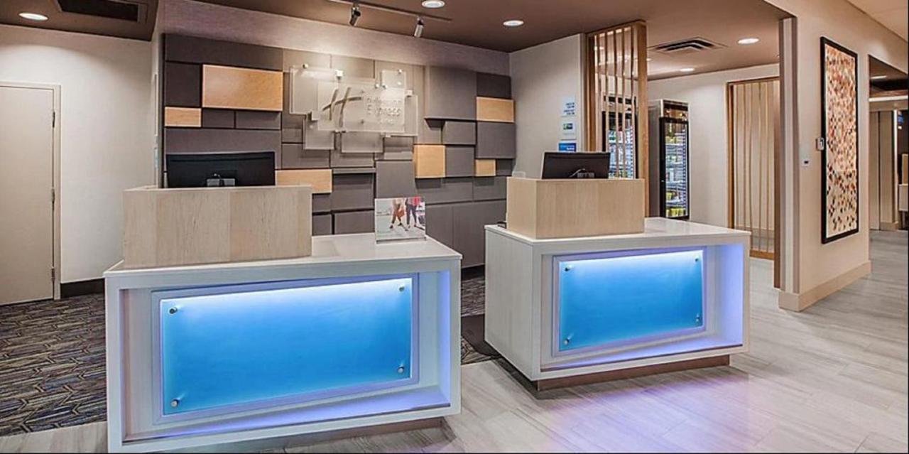 Holiday Inn Express & Suites - Goodland I-70 By Ihg Exterior foto